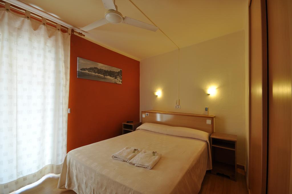 Hostal Residencia Europa Punico مدينة إيبيزا المظهر الخارجي الصورة